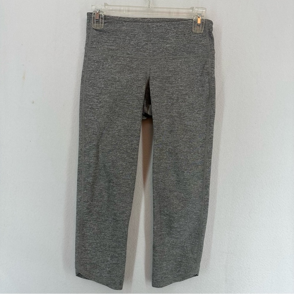 Old Navy Active Go-Dry Capri Leggings Petite Small‎ Gray